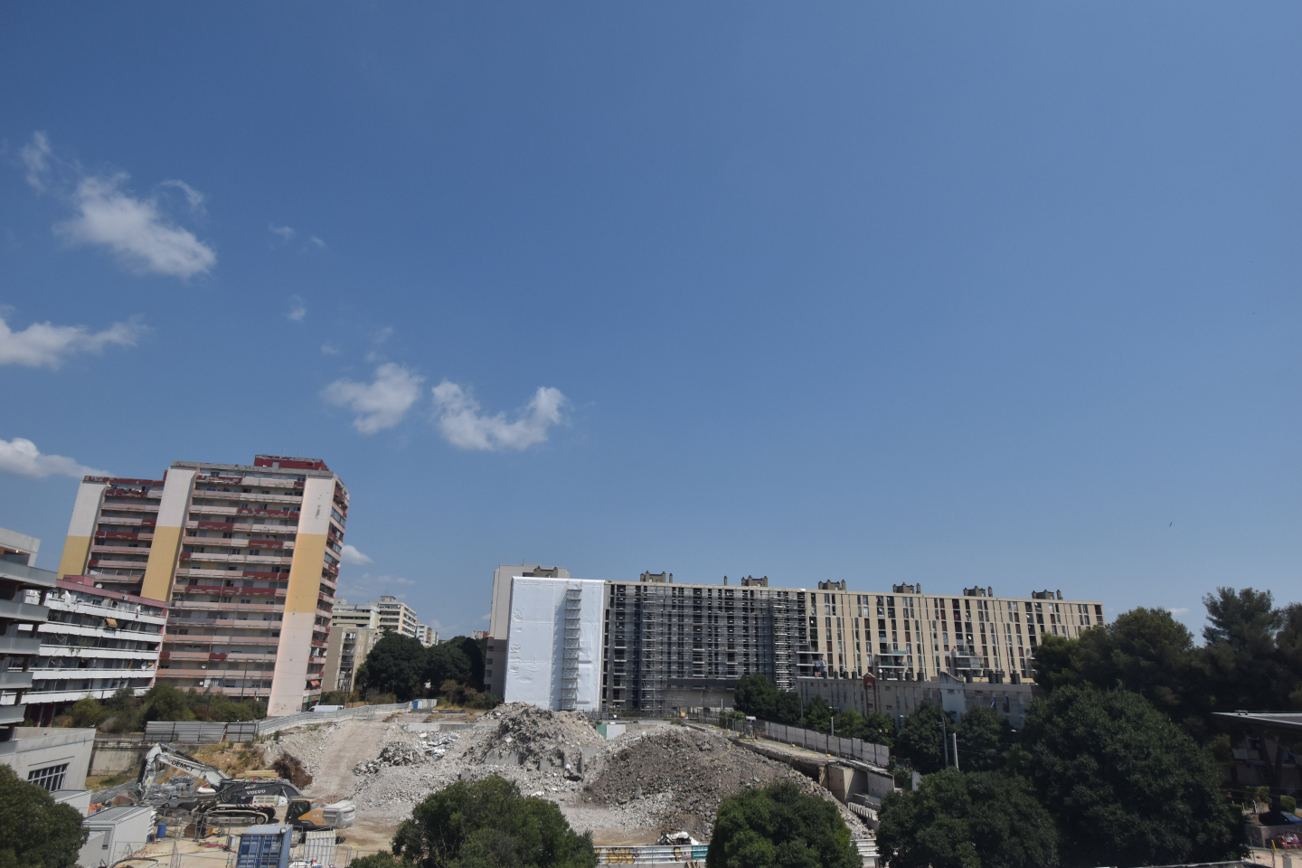8. Tour d'Assas au sol - Arche mercure.jpg