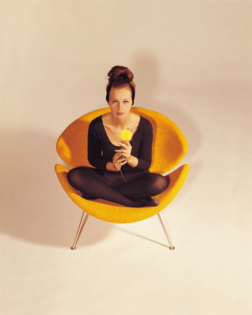 Fauteuil F437 dit Orange Slice Artifort.jpg