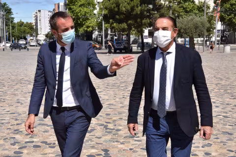 ce matin, Michaël Delafosse a reçu Kléber Mesquida à l'Hôtel de Ville de Montpellier