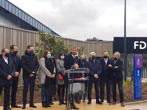 INAUGURATION DES TRAVAUX DE REFECTION DU PARVIS RENE BOUGNOL ET DU HALL D’ACCUEIL DU FDI STADIUM
