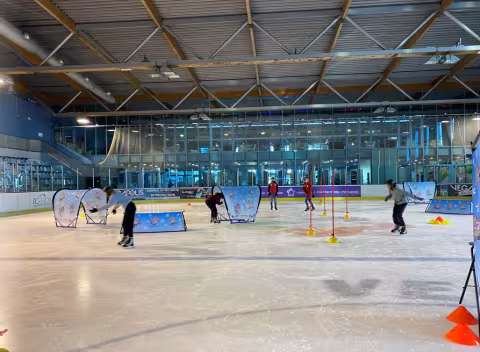 Championnats du monde de patinage artistique Montpellier Occitanie 2022 - Un succès pour les animations auprès des écoles "Génération 2024"