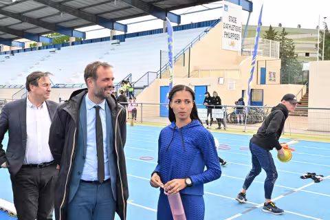 100% JO au stade Philippidès - Enfants et athlètes de haut niveau réunis pour célébrer le J-100 avant les Jeux olympiques Paris 2024