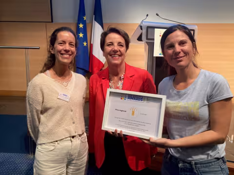 Actualités Petite enfance : signature des dernières CPOM de l'année 2024 et focus sur le "Girafes awards" remporté par la crèche municipale Cléonice Pouzin à Montpellier