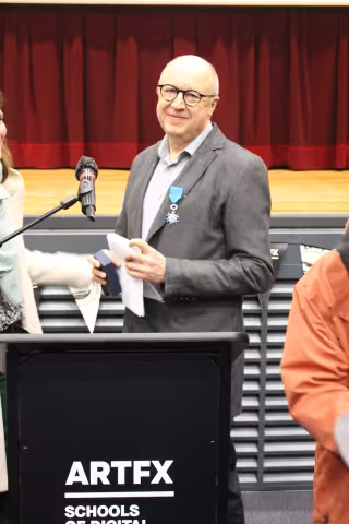 Gilbert KINER, Fondateur, Président et Directeur de l'école montpelliéraine ArtFX a reçu la médaille de l'ordre du mérite du Ministère de la Culture