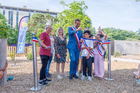 MCAV quartier Mosson #3 : la cour aventure de l'école Heidelberg inaugurée