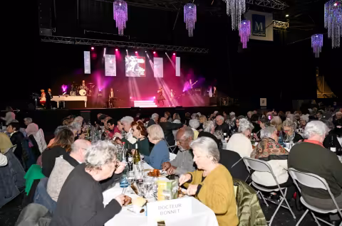 Repas du Zénith du 12 au 16 janvier 2026 : les seniors montpelliérains fêtent ensemble la nouvelle année